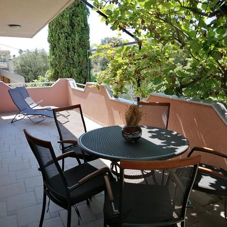 Apartman 2 Punta Pakoštane Buitenkant foto