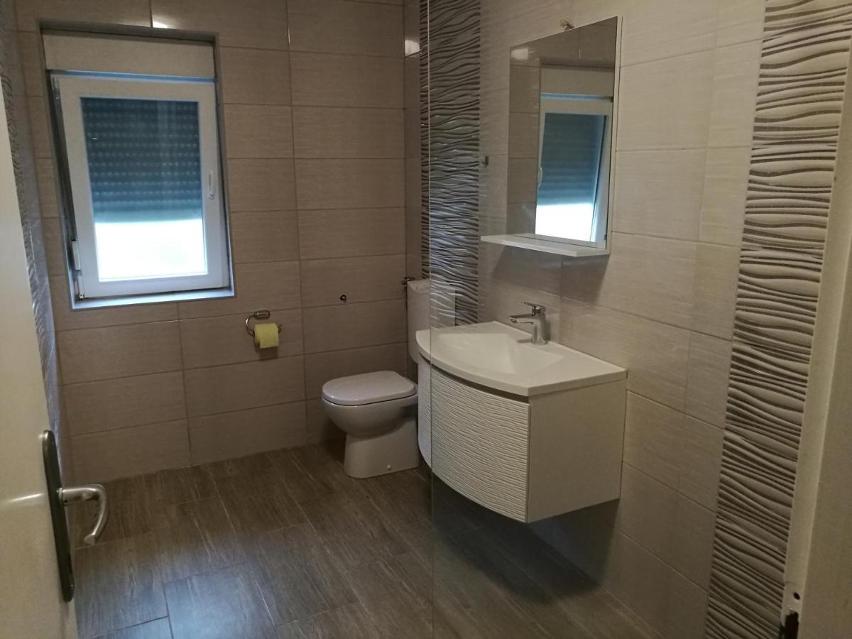 Apartman 2 Punta Pakoštane Buitenkant foto